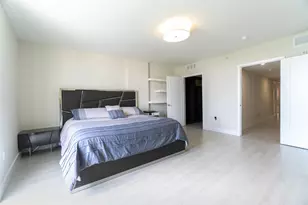 9400 W Bay Harbor Dr, Bay Harbor Islands, FL 33154 - Photo 12