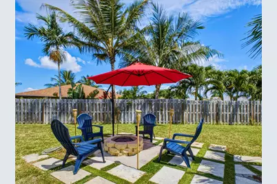 1127 Sea Pines Way, Lantana, FL 33462 - Photo 12