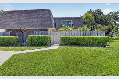 2887 SW 22nd Circle #49B, Delray Beach, FL 33445 - Photo 1