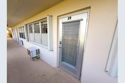 29 Berkshire B, West Palm Beach, FL 33417 - Photo 10