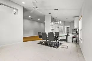 5025 Robino Cir, West Palm Beach, FL 33417 - Photo 16