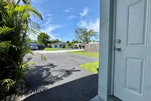 838 SW 14th St, Fort Lauderdale, FL 33315 - Photo 28