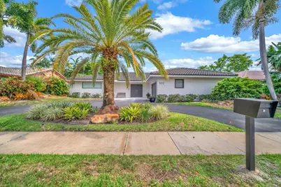 3020 N 34th Street, Hollywood, FL 33021 - Photo 1