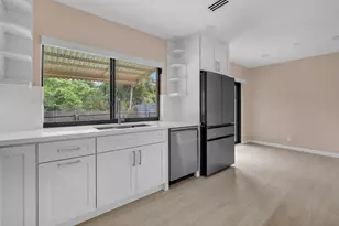 3020 N 34th St, Hollywood, FL 33021 - Photo 12