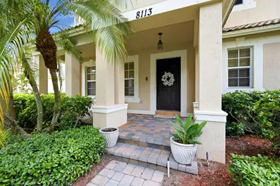 8113 Bautista Way, Palm Beach Gardens, FL 33418 - Photo 4