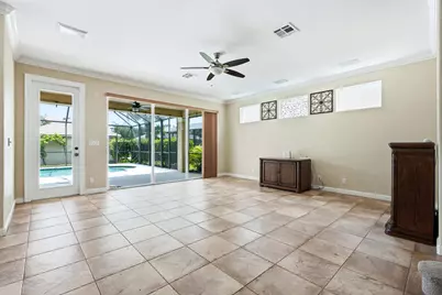 8113 Bautista Way, Palm Beach Gardens, FL 33418 - Photo 12