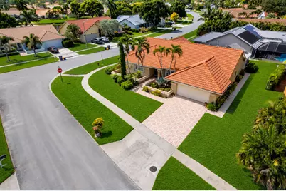 6083 Sunberry Circle, Boynton Beach, FL 33437 - Photo 2