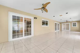 6083 Sunberry Cir, Boynton Beach, FL 33437 - Photo 36