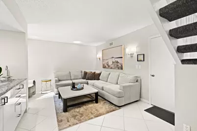 7338 Woodmont Court, Boca Raton, FL 33434 - Photo 12