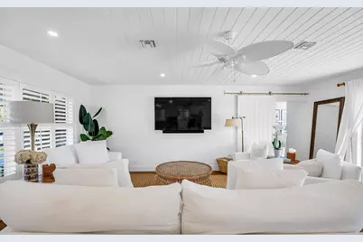366 Elm Avenue, Tequesta, FL 33469 - Photo 10