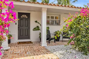 366 Elm Ave, Tequesta, FL 33469 - Photo 2