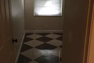 10740 S Golfview Dr, Pembroke Pines, FL 33026 - Photo 24