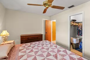 1515 Crescent Dr, Lake Park, FL 33403 - Photo 10