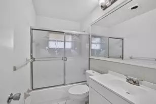 6015 NW 67th Ave, Tamarac, FL 33321 - Photo 16