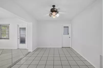 6015 NW 67th Avenue, Tamarac, FL 33321 - Photo 8