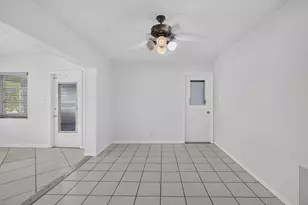 6015 NW 67th Ave, Tamarac, FL 33321 - Photo 8