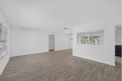 6015 NW 67th Avenue, Tamarac, FL 33321 - Photo 4