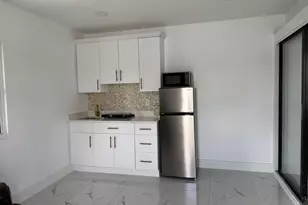 1689 SE Harp Ln, Port Saint Lucie, FL 34983 - Photo 2