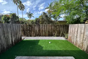 815 NE 17th Ave, Fort Lauderdale, FL 33304 - Photo 8