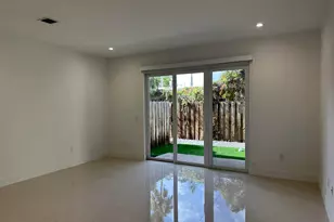 815 NE 17th Ave, Fort Lauderdale, FL 33304 - Photo 6