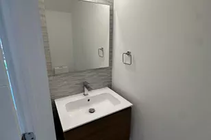 815 NE 17th Ave, Fort Lauderdale, FL 33304 - Photo 10