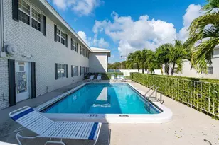 299 SW 7th St, Boca Raton, FL 33432 - Photo 22