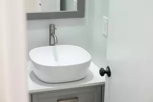 299 SW 7th St, Boca Raton, FL 33432 - Photo 6