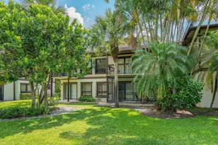 13334 Polo Club Rd, Wellington, FL 33414 - Photo 10