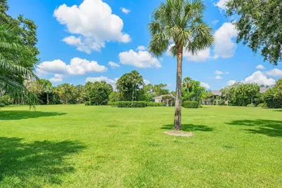 13334 Polo Club Road #327, Wellington, FL 33414 - Photo 12