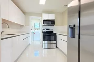53 NE 16th Pl, Fort Lauderdale, FL 33305 - Photo 4