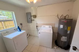 2250 NE 4th Ct, Boca Raton, FL 33431 - Photo 26