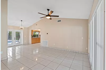 11651 NW 39th Street, Sunrise, FL 33323 - Photo 10