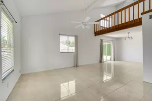 324 Maplecrest Cir, Jupiter, FL 33458 - Photo 8