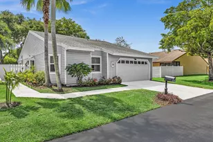 8 Hawthorne Ln, Boynton Beach, FL 33426 - Photo 6