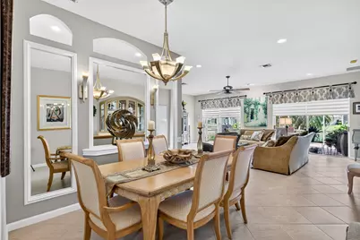 347 NW Shoreview Drive, Port Saint Lucie, FL 34986 - Photo 4