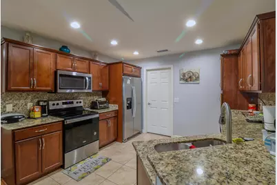8 Mediterranean Boulevard N, Port Saint Lucie, FL 34952 - Photo 2
