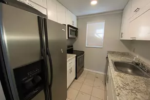 650 SW 2nd Ave, Boca Raton, FL 33432 - Photo 6