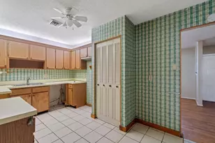 2309 NE 13th Ct, Jensen Beach, FL 34957 - Photo 4