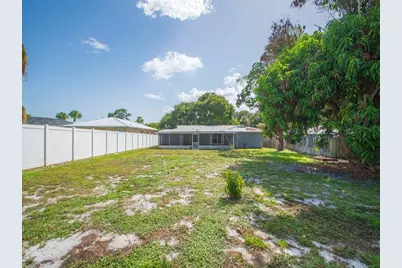 2309 NE 13th Court, Jensen Beach, FL 34957 - Photo 36
