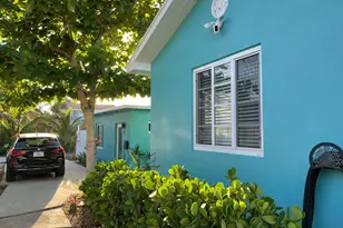 607 N L St, Lake Worth Beach, FL 33460 - Photo 2