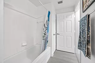 533 NE 3rd Ave, Fort Lauderdale, FL 33301 - Photo 18