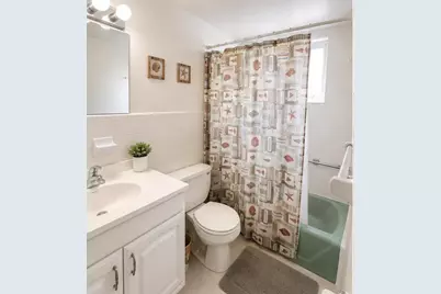 2050 NE 39th Street #W312, Lighthouse Point, FL 33064 - Photo 12