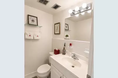 2050 NE 39th Street #W312, Lighthouse Point, FL 33064 - Photo 10