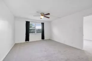 1075 Riverside Dr, Coral Springs, FL 33071 - Photo 18