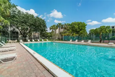 1075 Riverside Drive #508, Coral Springs, FL 33071 - Photo 24