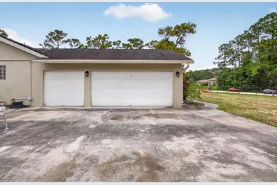 15732 82nd Lane N, The Acreage, FL 33470 - Photo 2