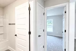 405 NE Airoso Blvd, Port Saint Lucie, FL 34983 - Photo 6