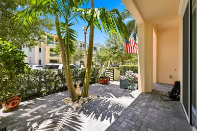 5197 Beckman Terrace, Palm Beach Gardens, FL 33418 - Photo 4