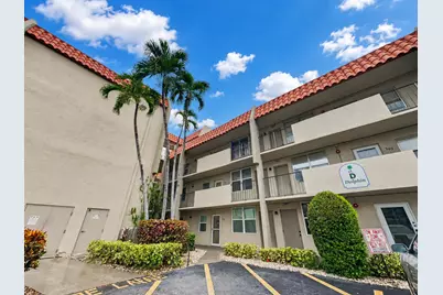 777 S Federal Highway #D302, Pompano Beach, FL 33062 - Photo 2