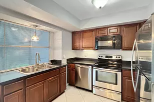 3154 Meridian Way S, Palm Beach Gardens, FL 33410 - Photo 6